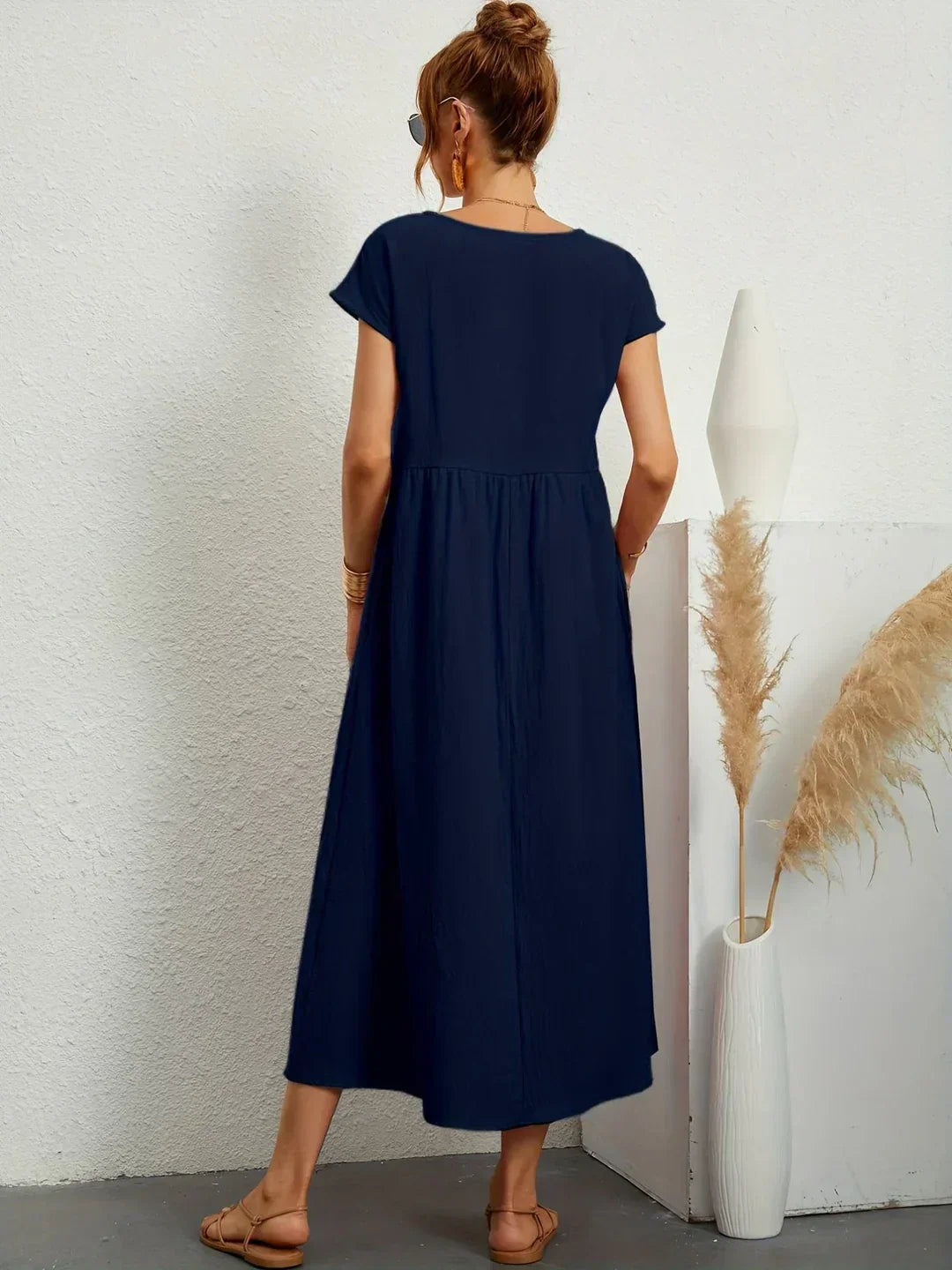 Gabrielle™ — Elegant Flowing Midi Dress with Timeless Style