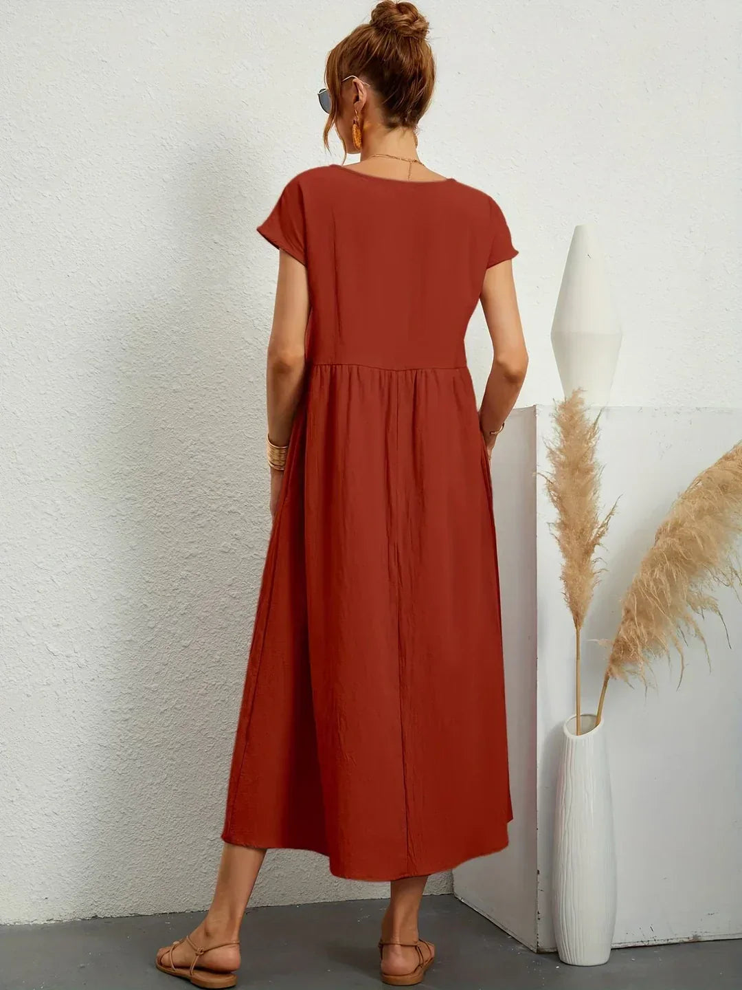 Gabrielle™ — Elegant Flowing Midi Dress with Timeless Style