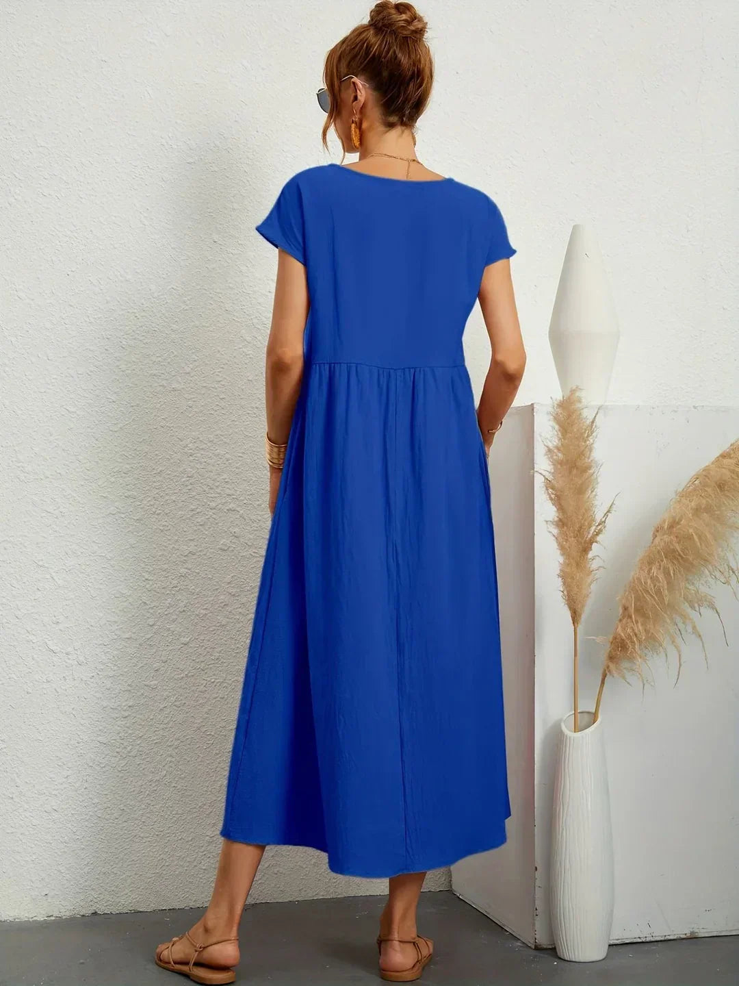 Gabrielle™ — Elegant Flowing Midi Dress with Timeless Style
