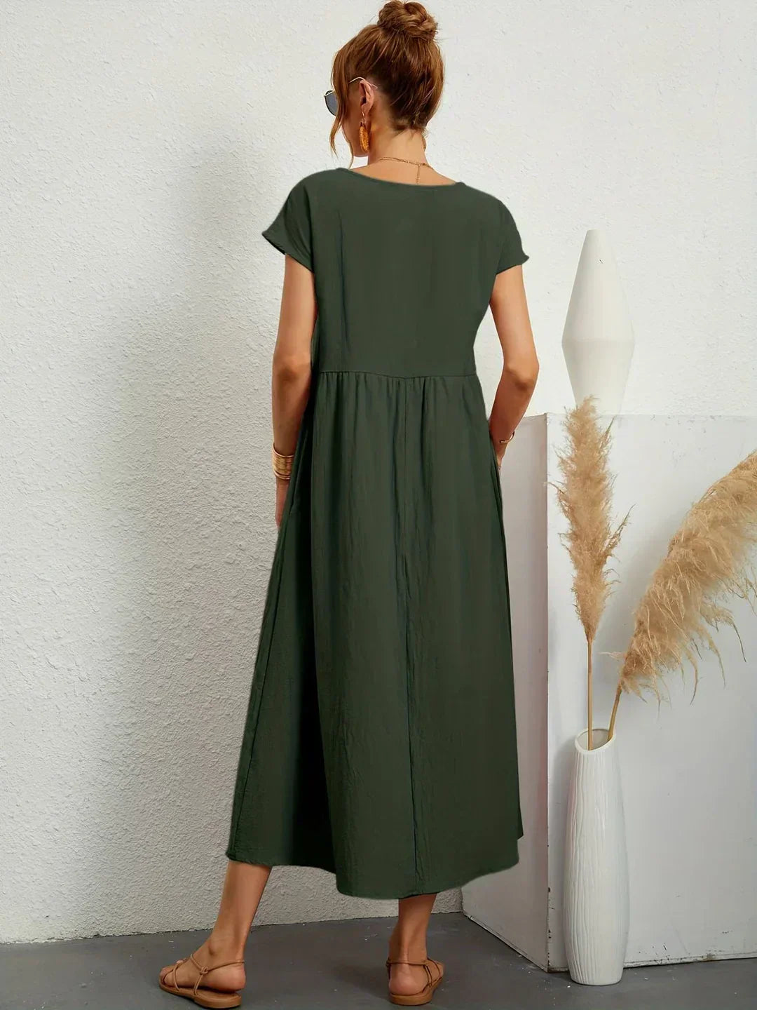 Gabrielle™ — Elegant Flowing Midi Dress with Timeless Style